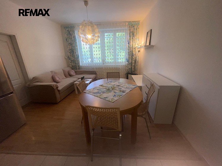 Pronájem bytu 2+kk 50 m² (Jednopodlažní) - foto 6