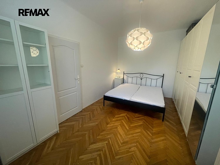 Pronájem bytu 2+kk 50 m² (Jednopodlažní) - foto 7