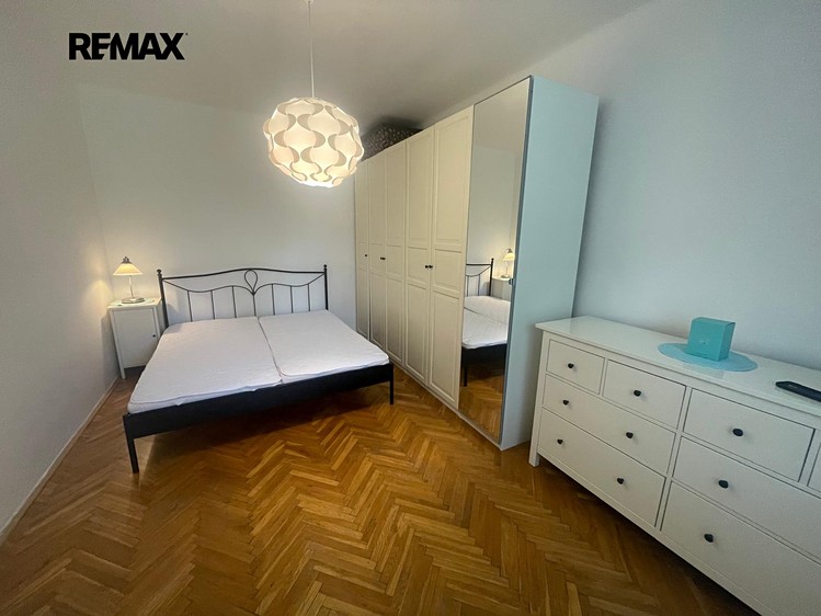 Pronájem bytu 2+kk 50 m² (Jednopodlažní) - foto 8