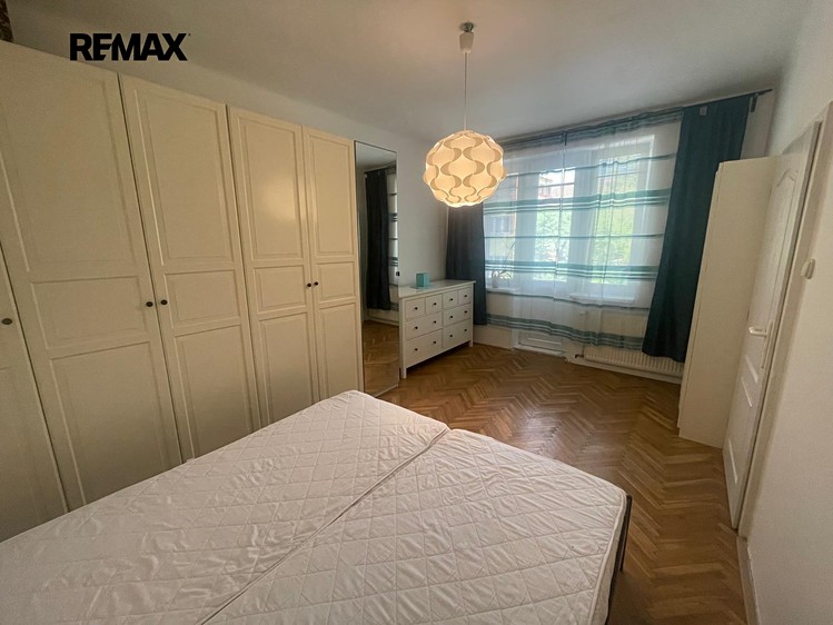 Pronájem bytu 2+kk 50 m² (Jednopodlažní) - foto 3