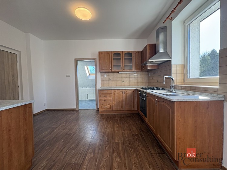 Pronájem bytu 2+kk 70 m² - foto 4