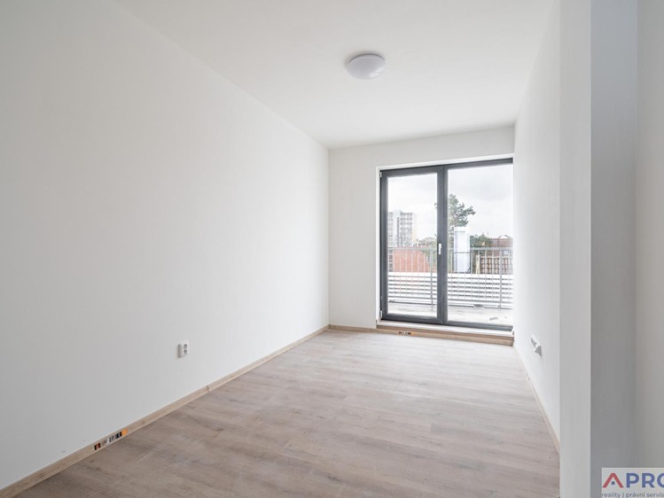Pronájem bytu 3+kk 81 m² (Jednopodlažní) - foto 6