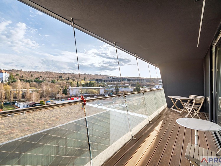 Pronájem bytu 2+kk 57 m² (Jednopodlažní) - foto 8