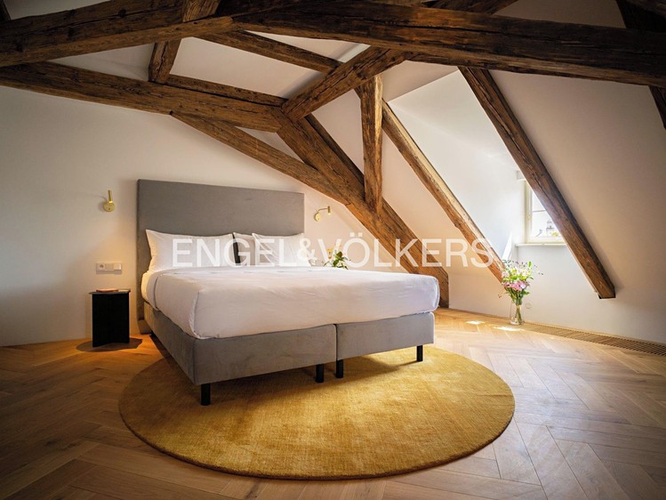Pronájem bytu 2+kk 72 m² (Podkrovní) - foto 5