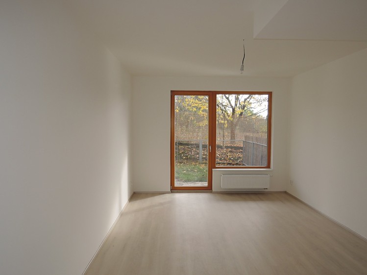 Pronájem bytu 1+kk 32 m² - foto 3
