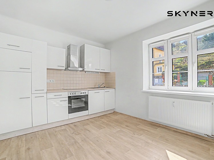 Pronájem bytu 2+1 65 m² - foto 2