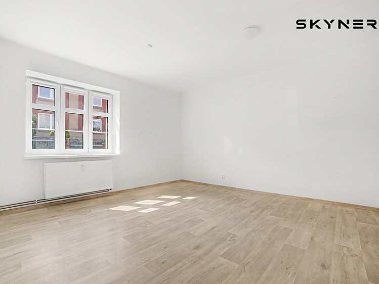 Pronájem bytu 2+1 65 m² - foto 4
