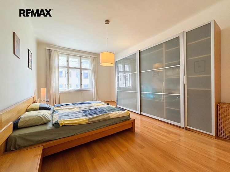 Pronájem bytu 2+kk 60 m² - foto 3