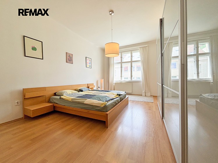 Pronájem bytu 2+kk 60 m² - foto 2
