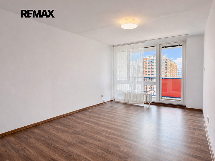 Pronájem bytu 3+1 73 m² (Jednopodlažní) - foto 8