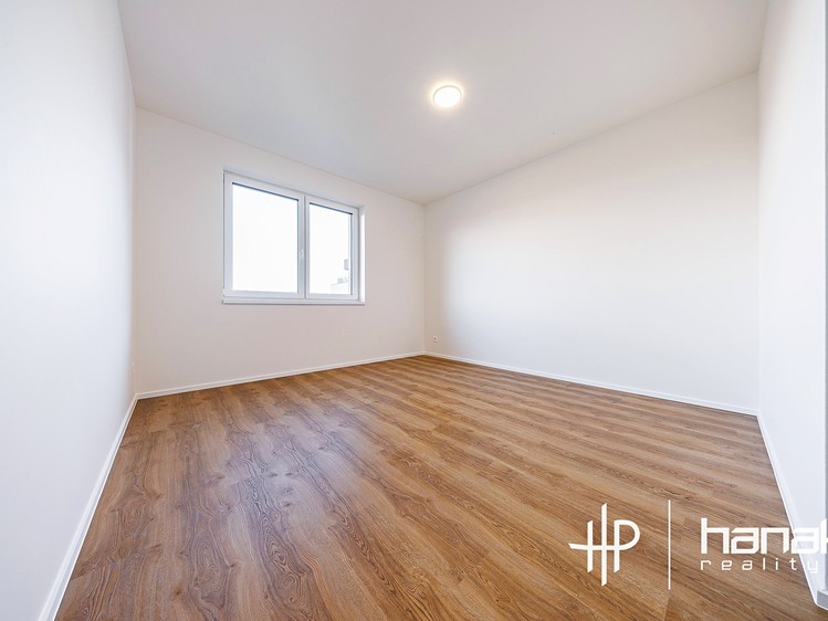 Pronájem bytu 2+kk 55 m² - foto 8