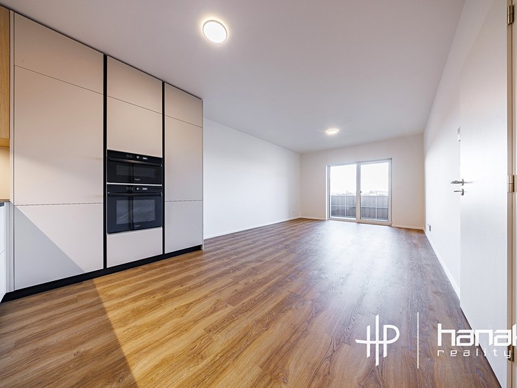 Pronájem bytu 2+kk 55 m² - foto 5