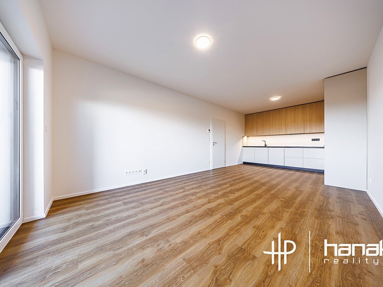 Pronájem bytu 2+kk 55 m² - foto 1