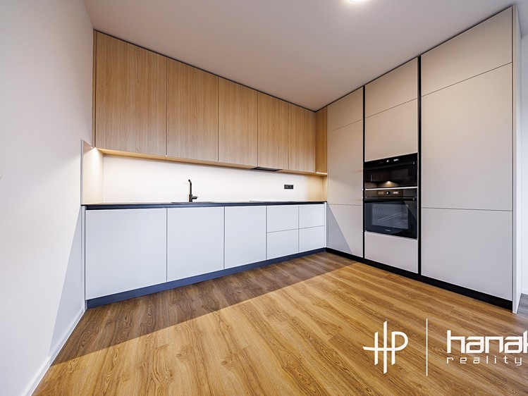 Pronájem bytu 2+kk 55 m² - foto 2