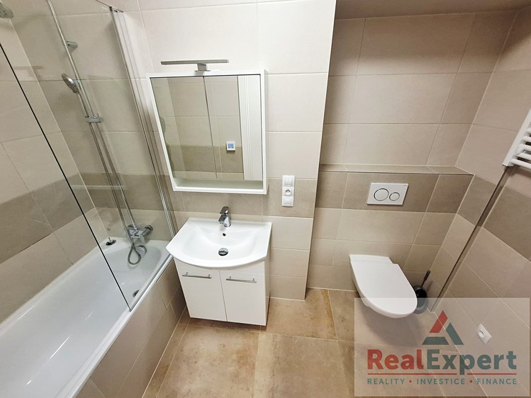 Pronájem bytu 1+kk 30 m² - foto 6
