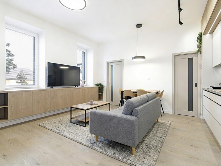Pronájem bytu 2+kk 48 m² (Jednopodlažní) - foto 2