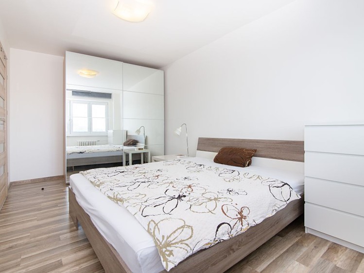 Pronájem bytu 3+kk 62 m² - foto 3