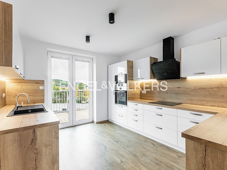 Pronájem bytu 3+kk 97 m² - foto 2