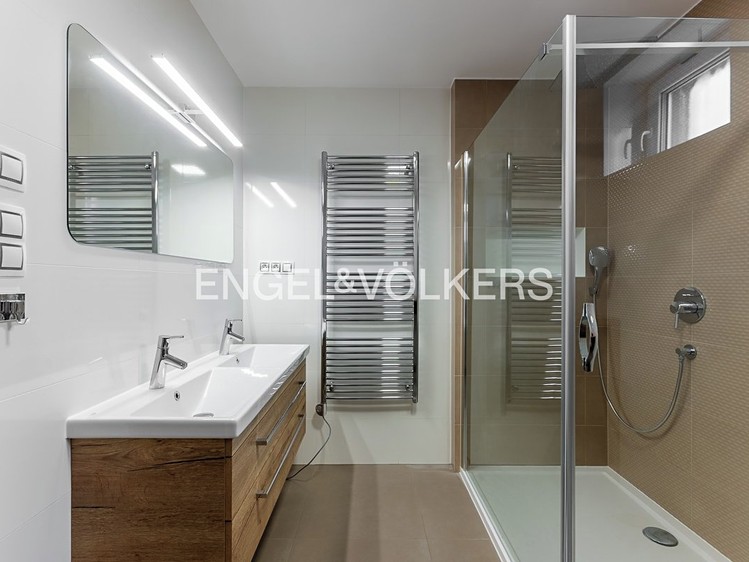 Pronájem bytu 3+kk 97 m² - foto 6