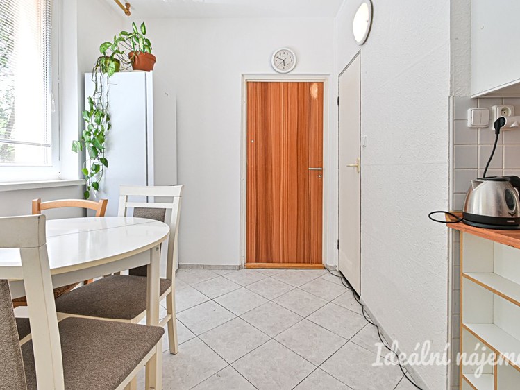 Pronájem bytu 3+1 80 m² - foto 5