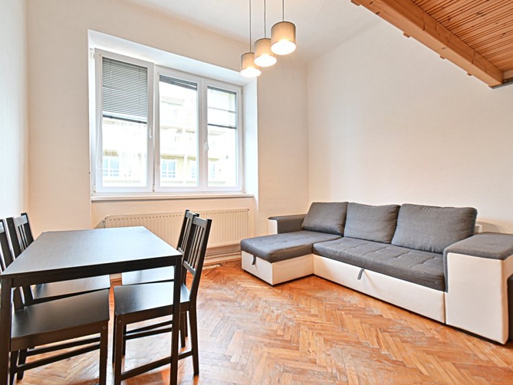 Pronájem bytu 2+kk 45 m² - foto 2