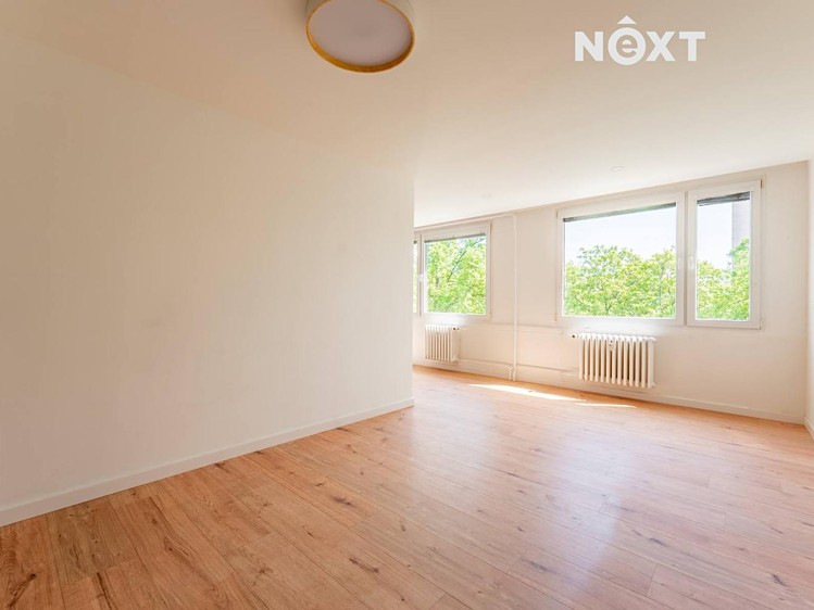 Pronájem bytu 3+1 69 m² (Jednopodlažní) - foto 2
