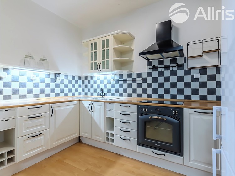 Pronájem bytu 2+kk 63 m² (Jednopodlažní) - foto 2