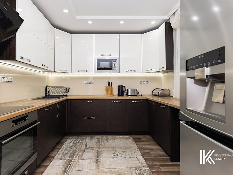 Pronájem bytu 4+1 87 m² (Jednopodlažní) - foto 5