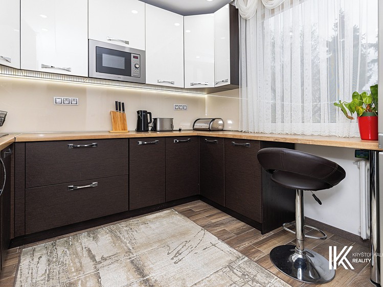 Pronájem bytu 4+1 87 m² (Jednopodlažní) - foto 6