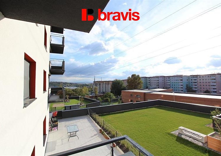 Pronájem bytu 1+kk 28 m² - foto 1