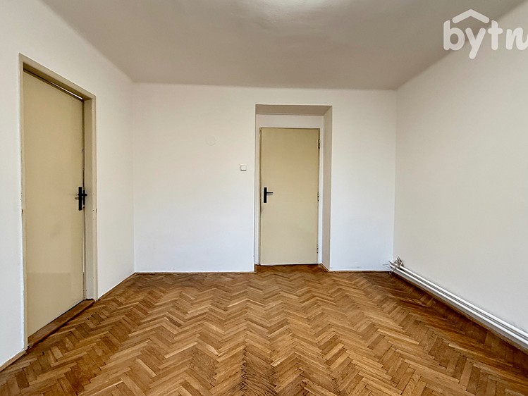 Pronájem bytu 2+1 51 m² - foto 7