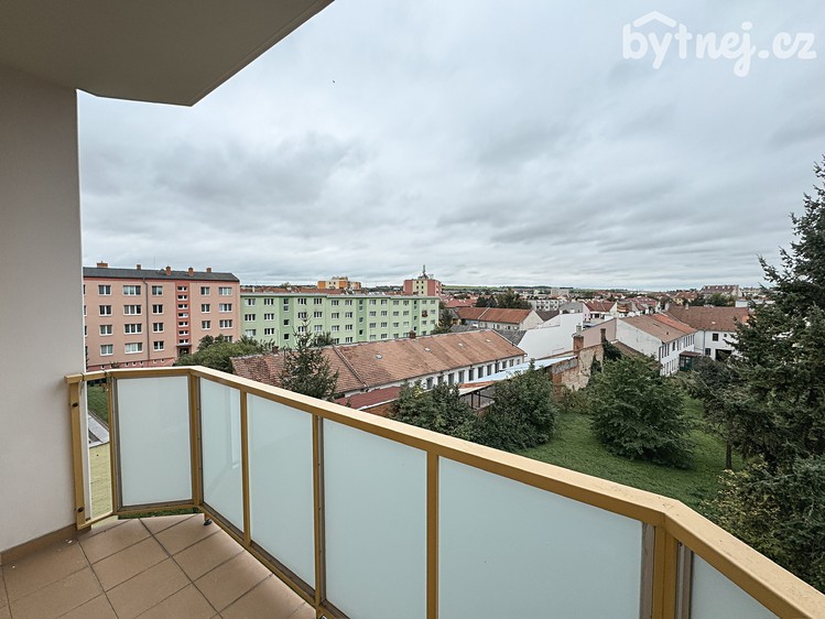 Pronájem bytu 3+1 64 m² - foto 4