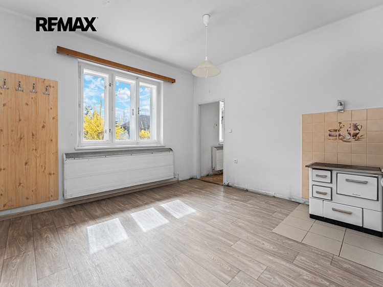 Prodej rodinného domu 153 m², pozemek 1 406 m² - foto 8