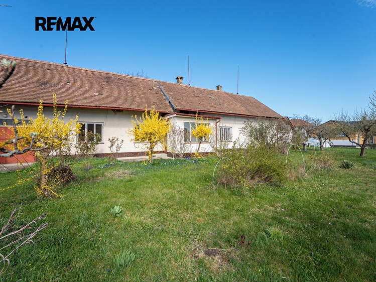 Prodej rodinného domu 153 m², pozemek 1 406 m² - foto 4