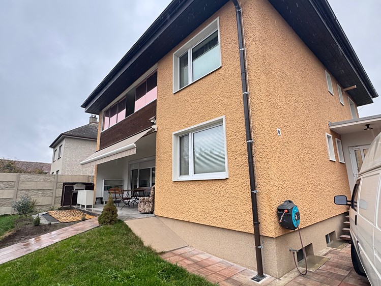 Prodej vícegeneračního domu 140 m², pozemek 600 m² - foto 2