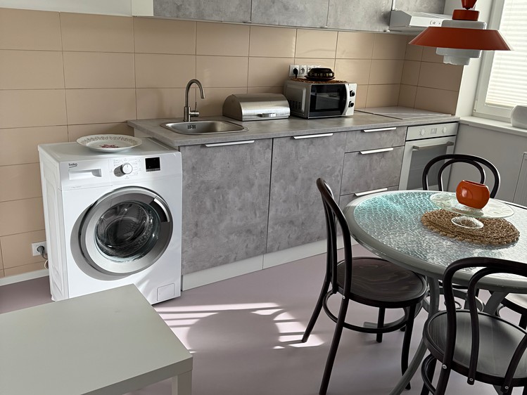 Prodej vícegeneračního domu 140 m², pozemek 600 m² - foto 4