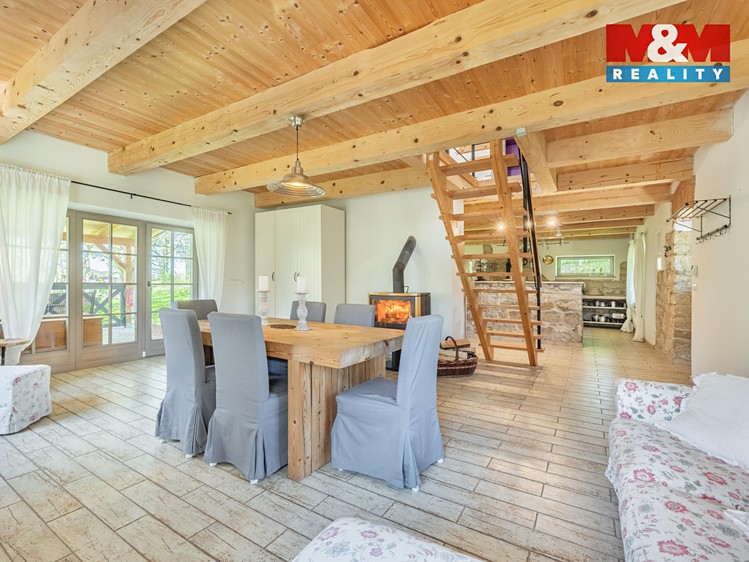 Prodej  rodinného domu 140 m², pozemek 1 638 m² - foto 7