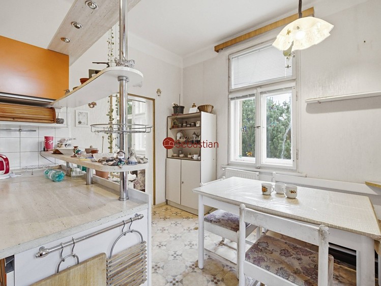 Prodej rodinného domu 177 m², pozemek 787 m² - foto 6