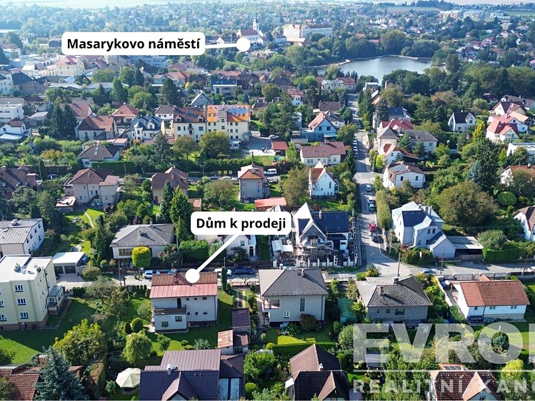 Prodej rodinného domu 156 m², pozemek 551 m² - foto 1