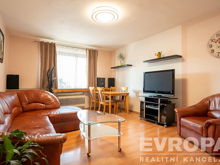 Prodej rodinného domu 156 m², pozemek 551 m² - foto 4