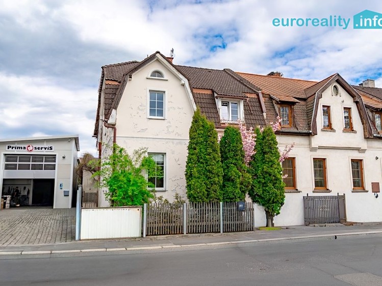 Prodej rodinného domu 160 m², pozemek 493 m² - foto 2