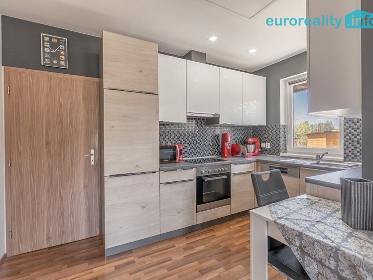 Prodej rodinného domu 60 m², pozemek 1 497 m² - foto 7
