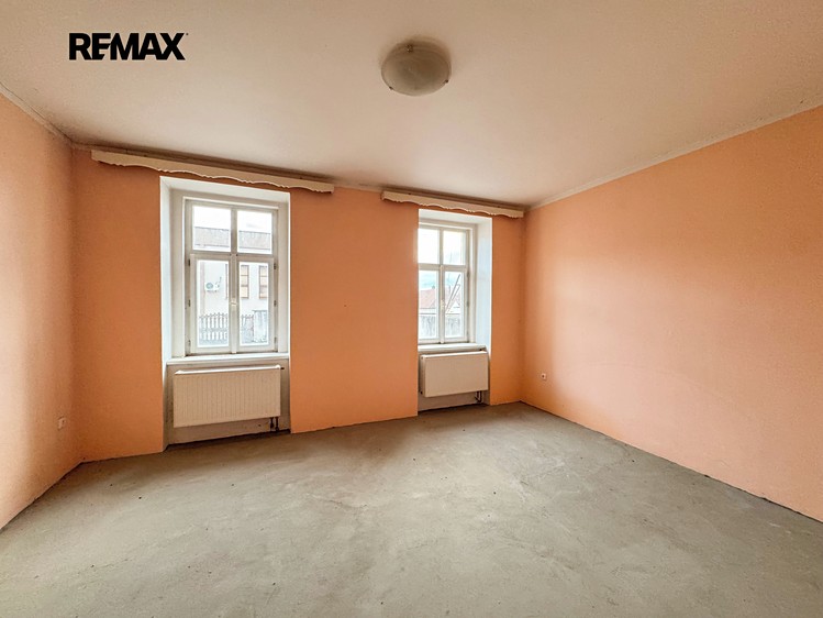 Prodej rodinného domu 368 m², pozemek 291 m² - foto 5