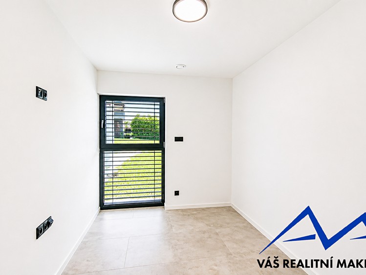 Prodej rodinného domu 90 m², pozemek 250 m² - foto 7