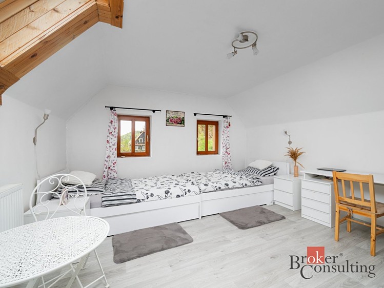 Prodej  rodinného domu 137 m², pozemek 744 m² - foto 7