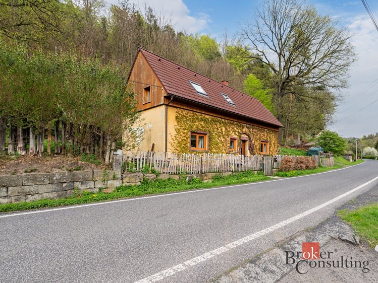Prodej  rodinného domu 137 m², pozemek 744 m² - foto 3