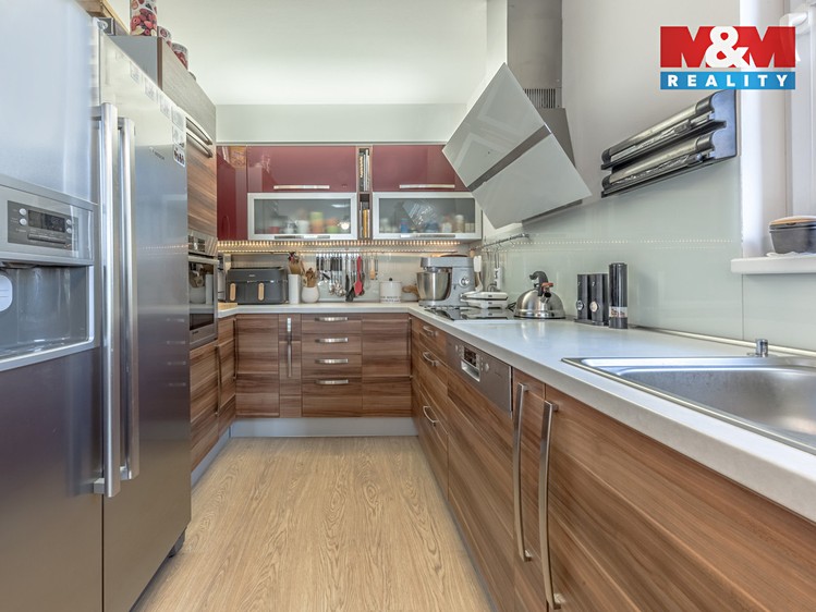 Prodej rodinného domu 124 m², pozemek 452 m² - foto 4