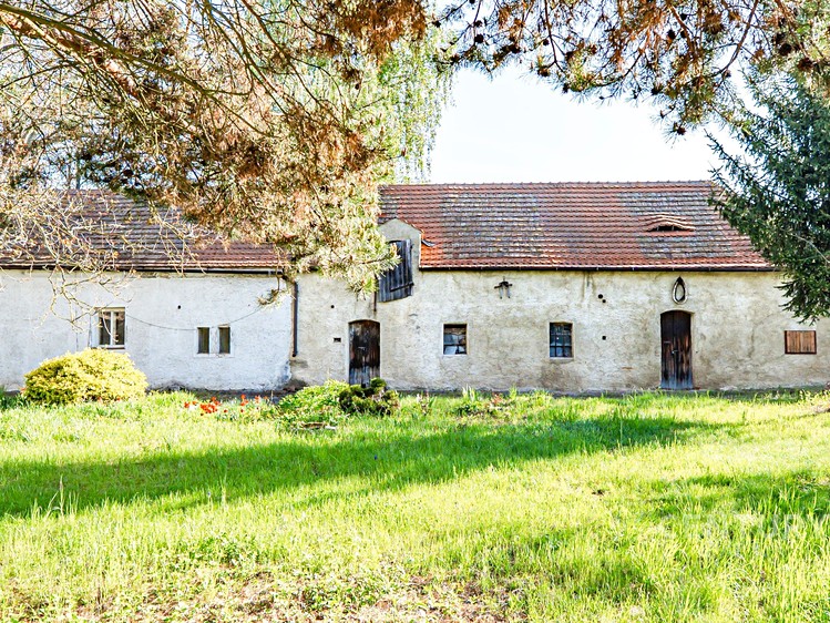 Prodej zemědělské usedlosti 260 m², pozemek 4 336 m² - foto 5