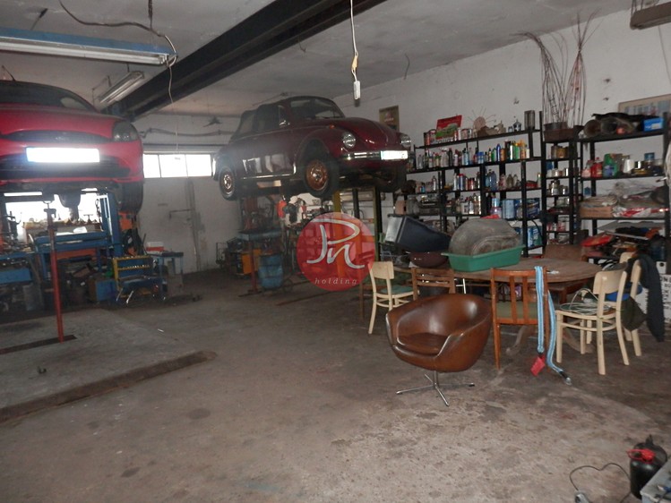 Prodej rodinného domu 265 m², pozemek 1 800 m² - foto 7