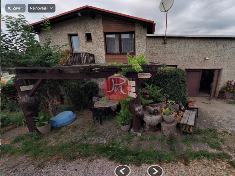 Prodej rodinného domu 265 m², pozemek 1 800 m² - foto 1